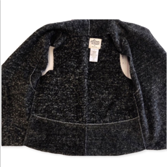 Afton St Vest - Picture 5 of 6